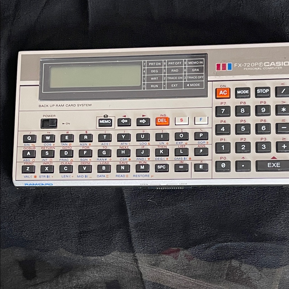 Casio FX-720P Personal Computer in Gray & Black. Back up Ram card system. EUC